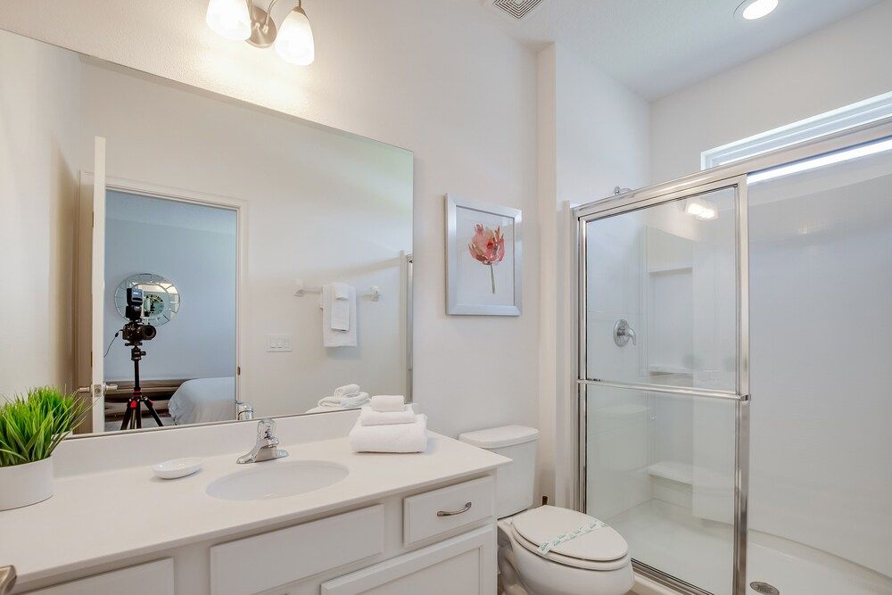 Massive 12 Bed 9.5 Bath Villa at Solterra Resort - photo 32