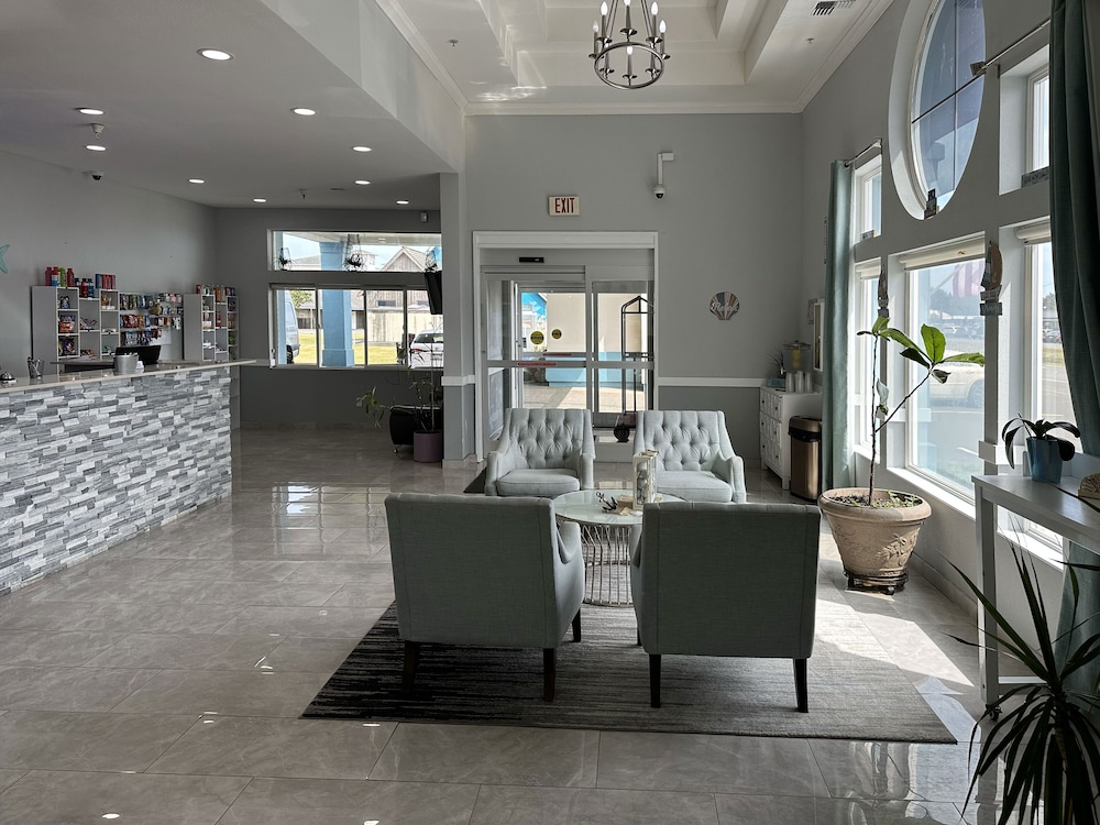 BayVue Hotel Resort and Suites - photo 80