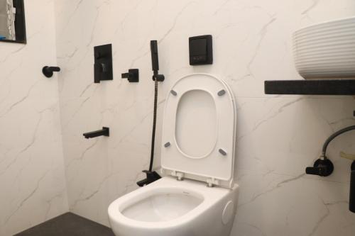 UrbanNest Service Apartments Powai