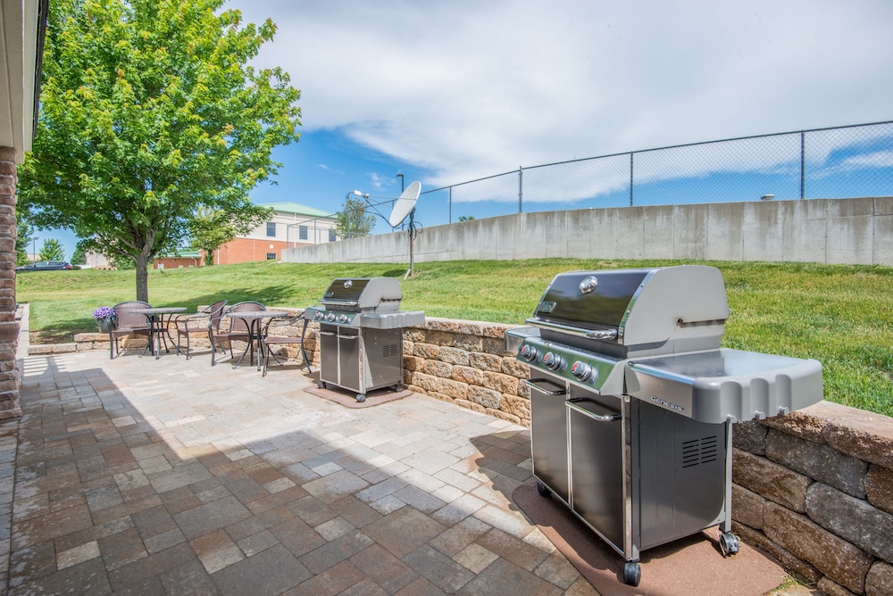 Candlewood Suites Jefferson City by IHG - photo 26