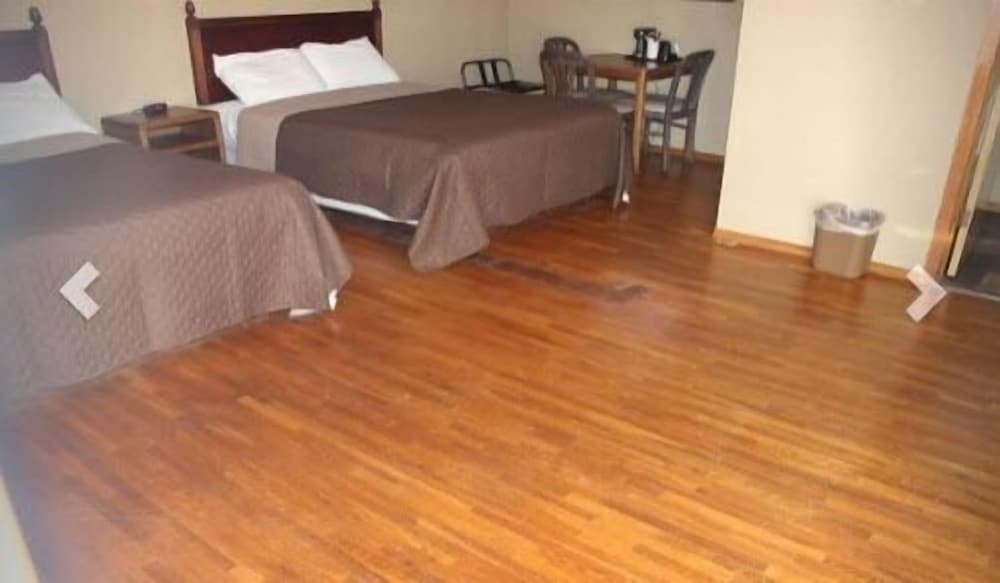 Eastwood Inn Of Wadena - photo 11