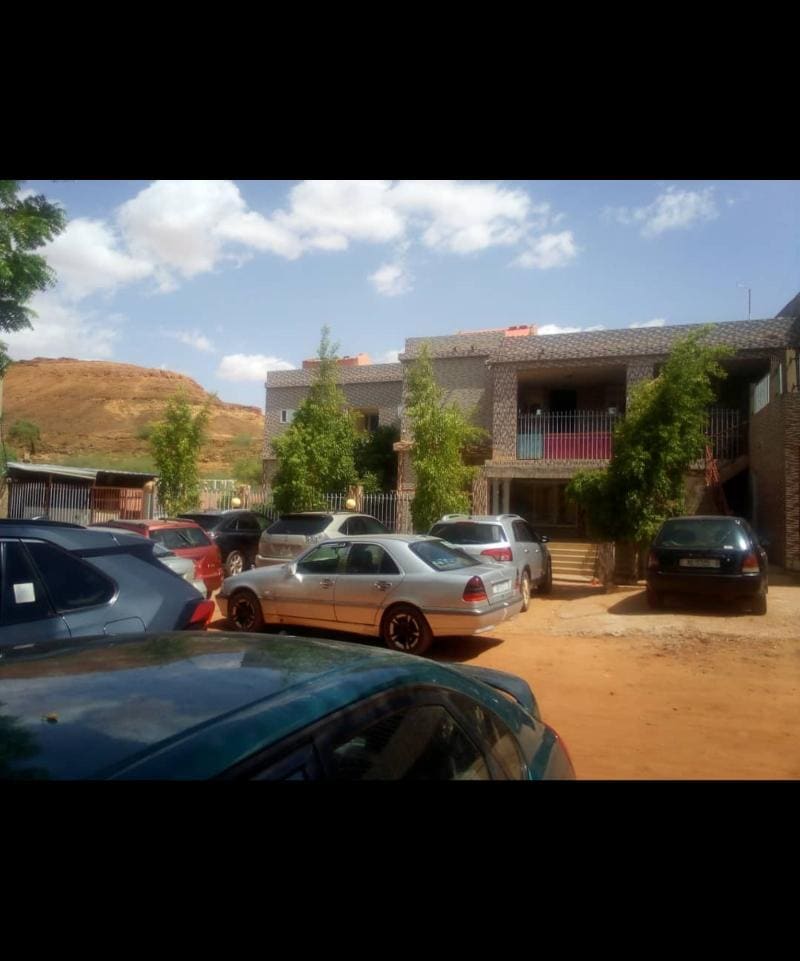 Les Collines — hotel in Niamey