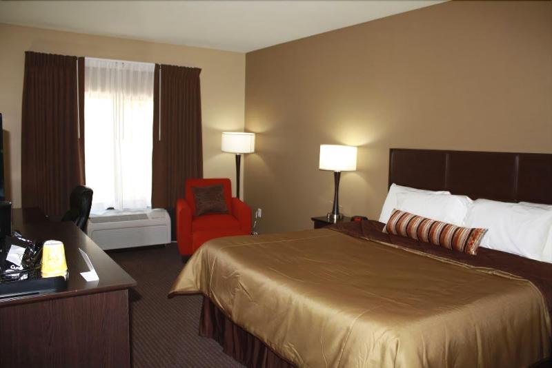 Parkwood Inn & Suites - photo 17