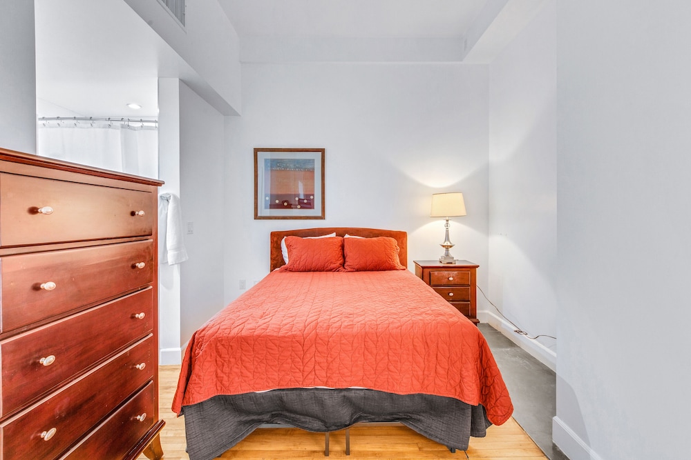 One Lux Stay HWH Downtown Los Angeles - photo 31