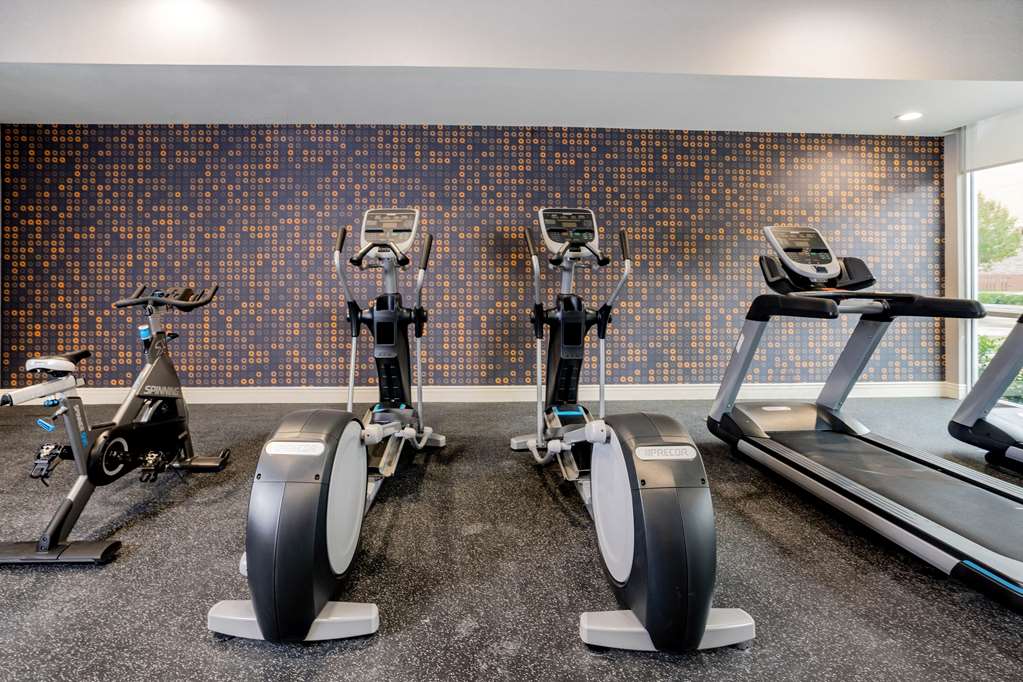 La Quinta Inn & Suites by Wyndham Katy - photo 14