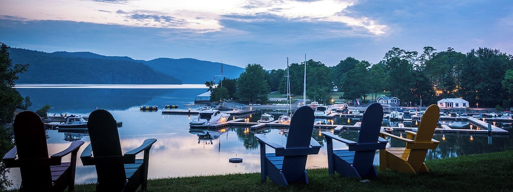 Basin Harbor - carbon neutral hotel in Vergennes