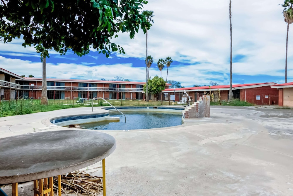 Oyo Hotel Alice Tx Hwy 281 West - featured photo