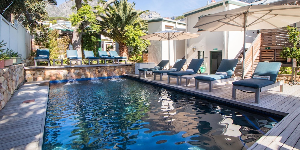 Camps Bay Village Stone Cottages — 4-Star Luxury Hotel in Cape Town, South Africa