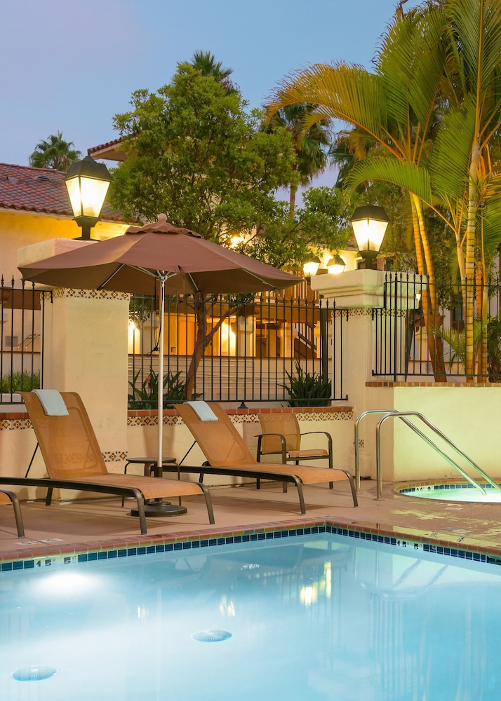 Courtyard by Marriott Old Town - photo 58