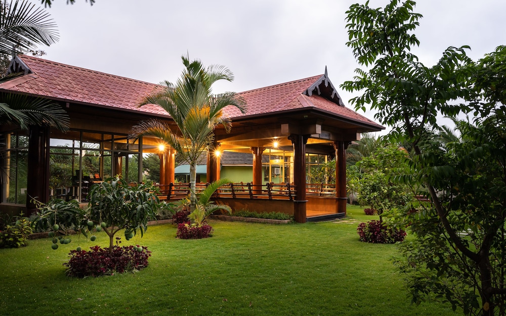 Fun Retreat Resort Hotel and Ayurveda Spa