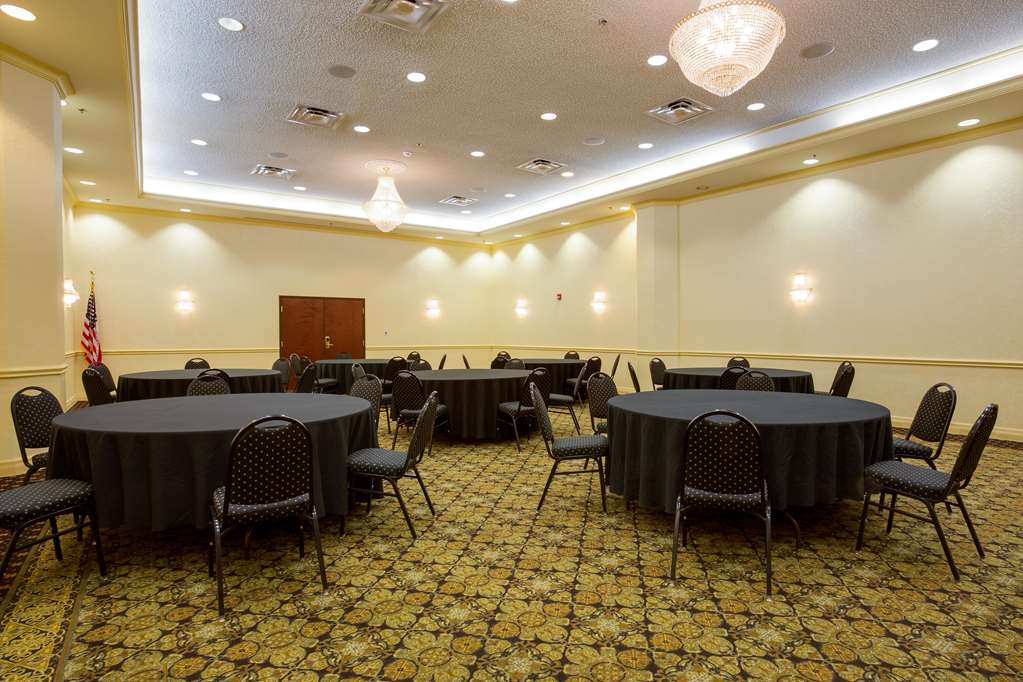 Pear Tree Inn St. Louis Convention Center - photo 32