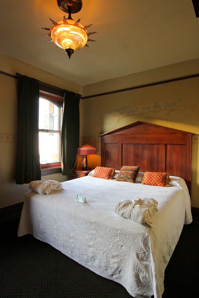 McMenamins Olympic Club - photo 8