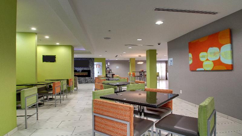 Holiday Inn Express & Suites Jackson Downtown Coliseum by IHG - photo 57