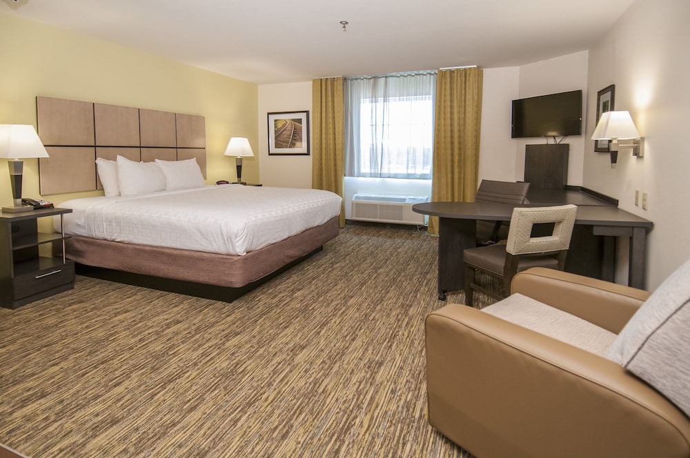 Candlewood Suites Baton Rouge College Drive by IHG - photo 8