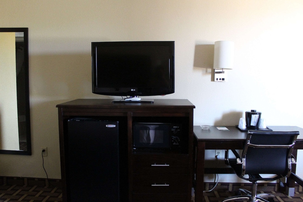 Quality Inn Conway Greenbrier - photo 51