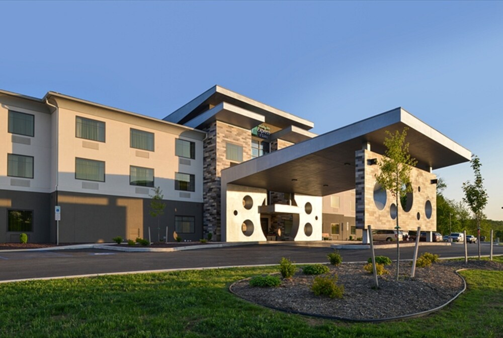 Holiday Inn Express & Suites Shippensburg by IHG - featured photo