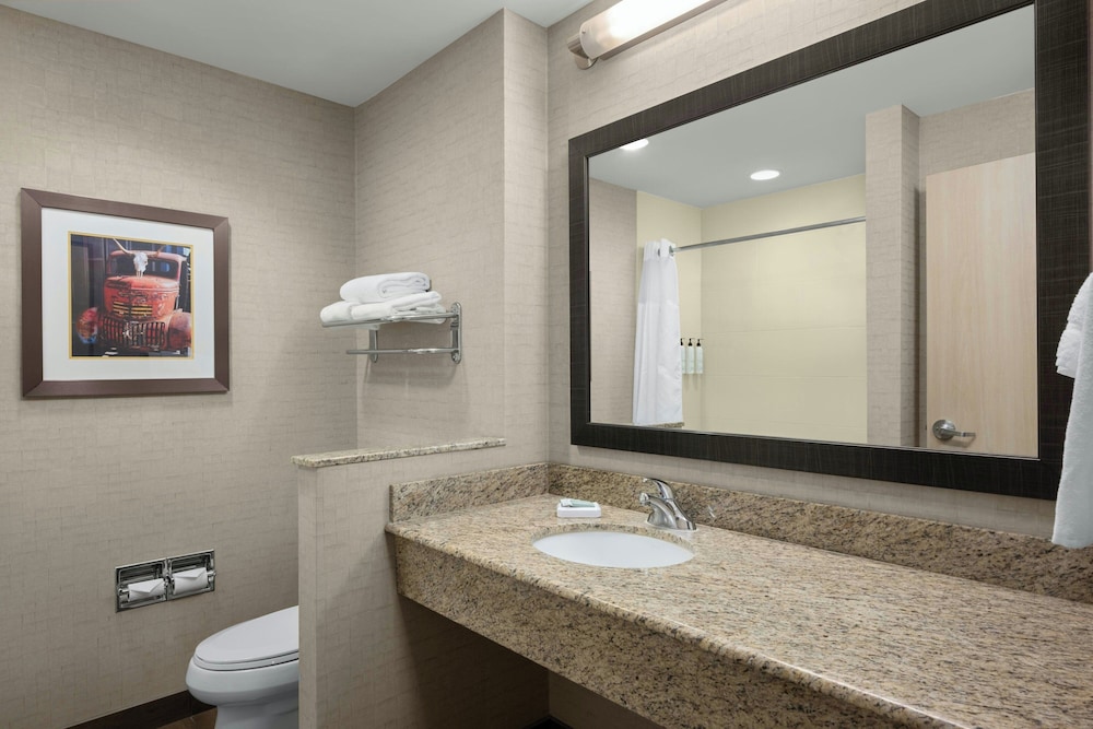 Fairfield Inn & Suites Moscow - photo 9