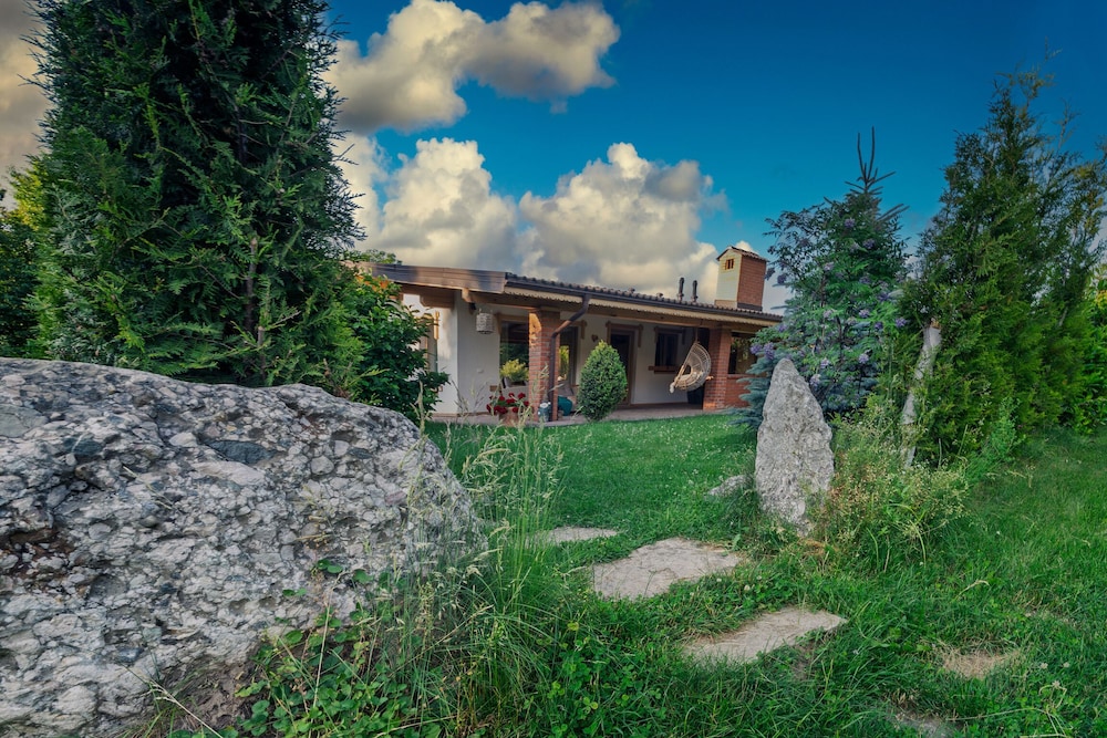 Thomhof Chalets in Bran, Romania