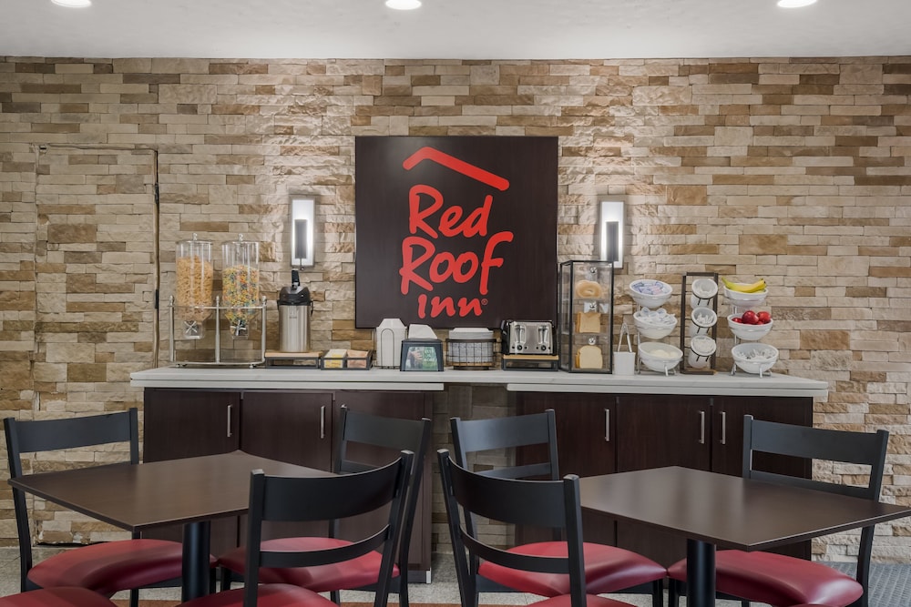 Red Roof Inn Crossville - photo 26