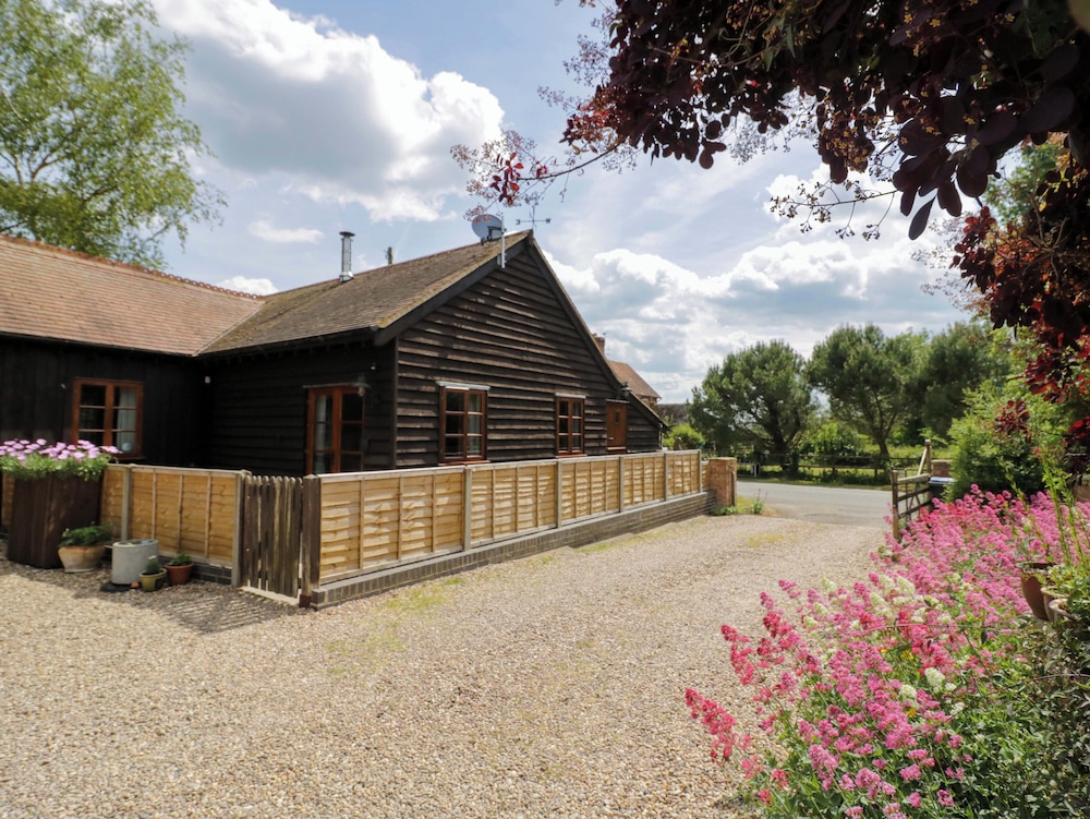 Robbie's Barn — 4-Star Luxury Hotel in Stratford-Upon-Avon, United Kingdom