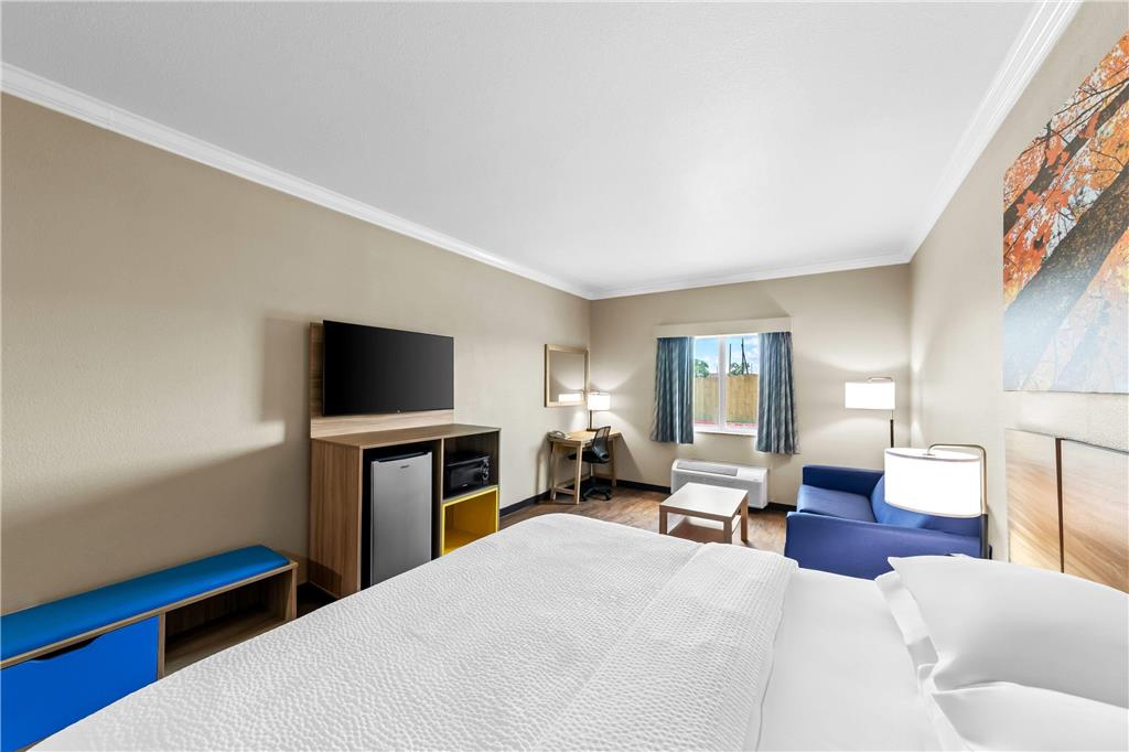 Days Inn by Wyndham Rockdale Texas - photo 26