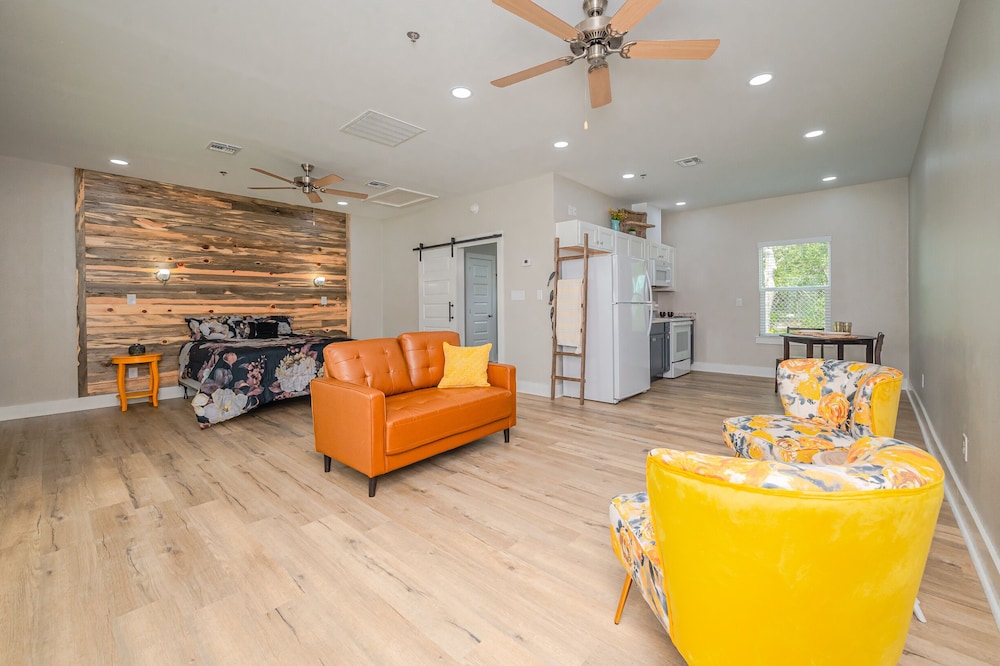 Pelican Bay Resort - photo 15