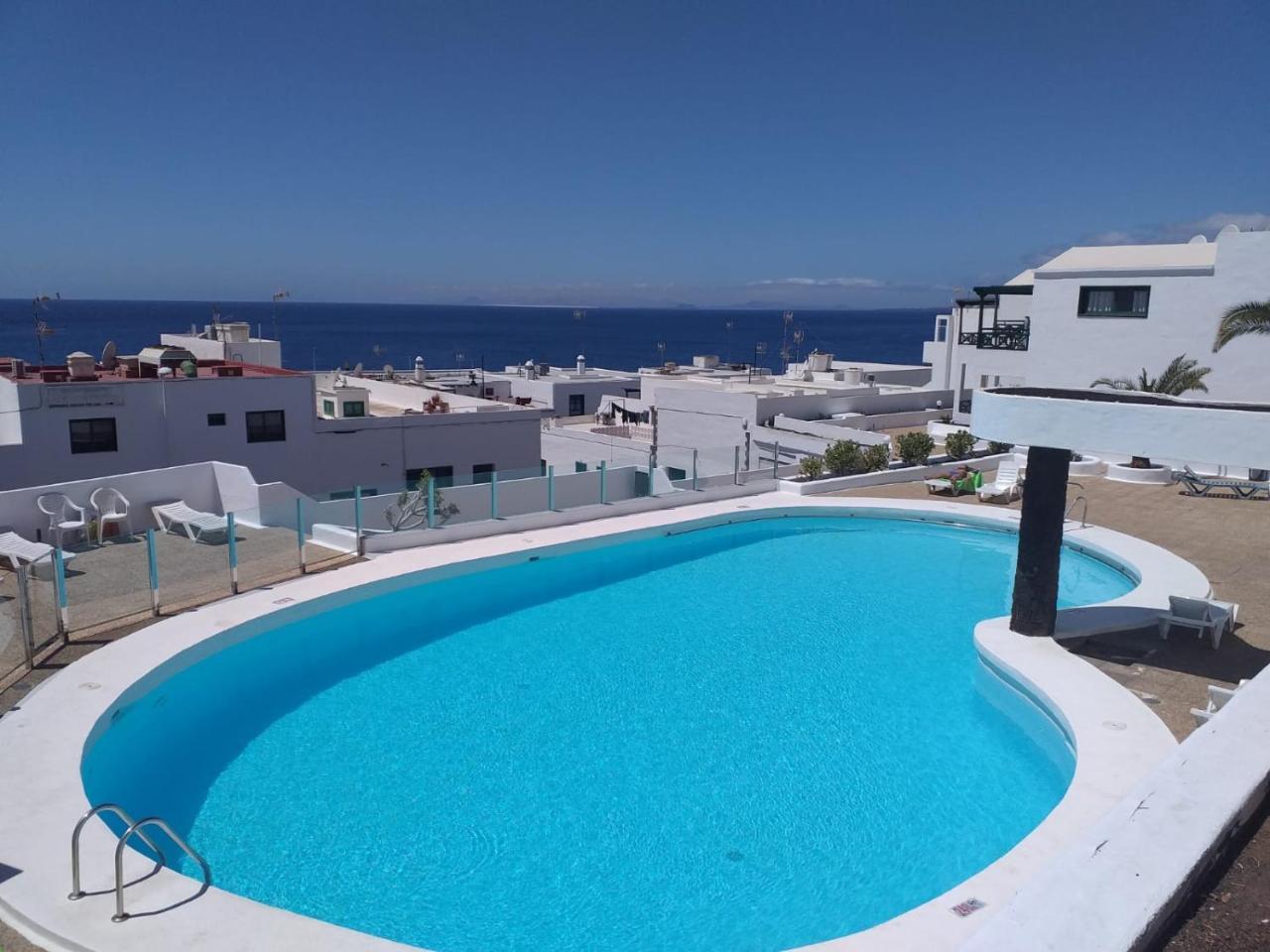 Apartment Portonovo Galit Sea view Piscina Wifi Old Town — 4-Star Luxury Hotel in Puerto Del Carmen, Spain
