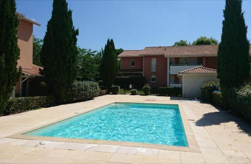 Res Au Calme Et Arboree in Dax, France