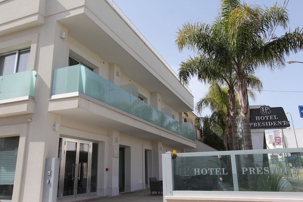 Hotel Presidente — hotel in Porto Cesareo