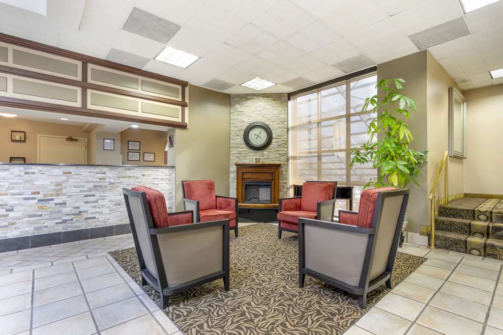 Comfort Inn University Center - photo 9