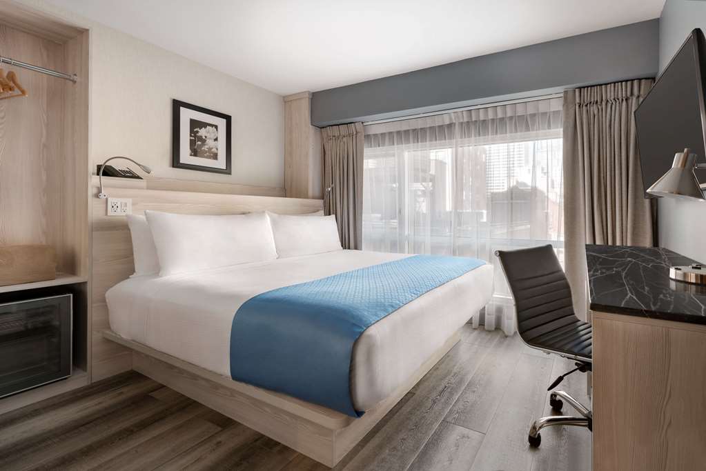 Wingate by Wyndham New York Midtown South 5th Ave - photo 2