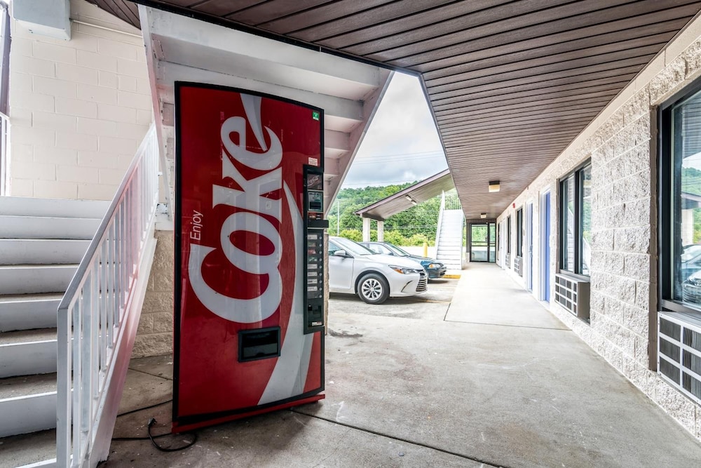 Motel 6 Attalla AL - photo 44