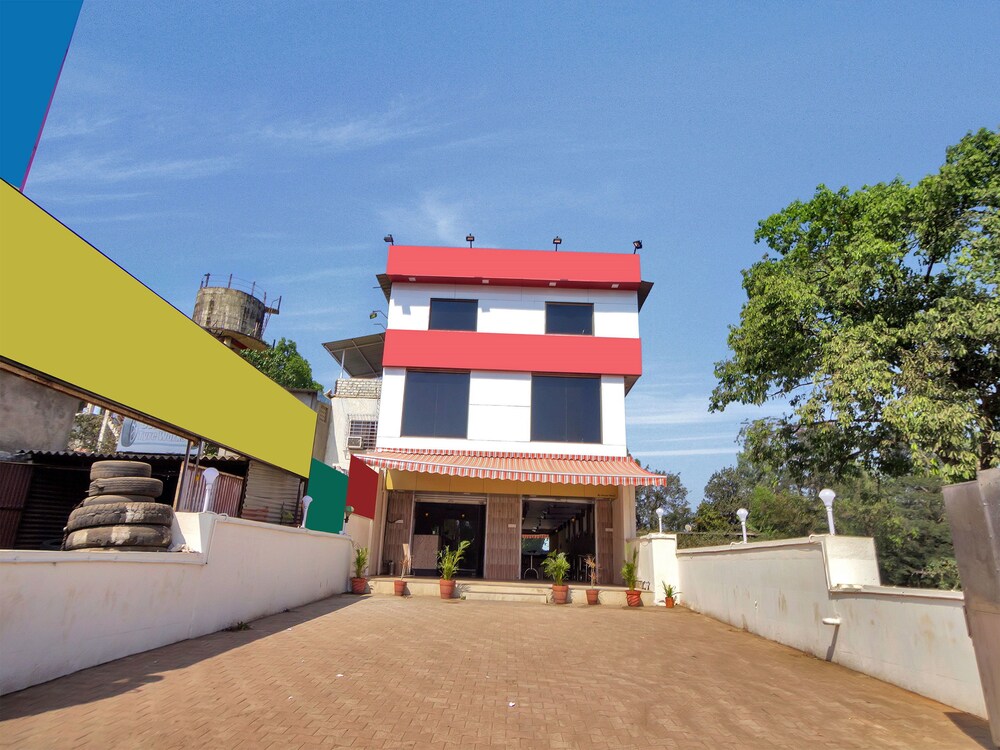 Oyo 11423 Hotel Royal Darbar — Lonavla