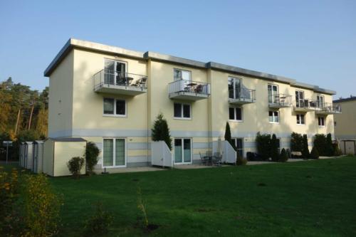 Küstenwald Ferienwohnung Kranichnest — 4-Star Luxury Hotel in Gelbensande, Germany