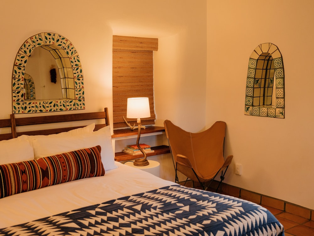 Pueblo Bonito Inn - photo 2