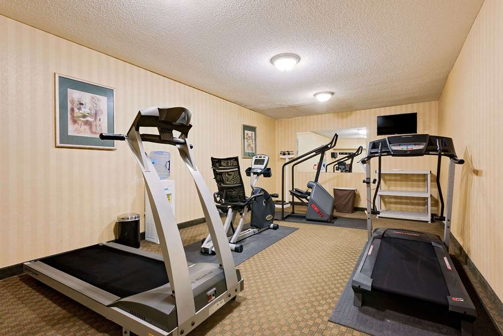 Ramada by Wyndham Cleveland Airport West - photo 7