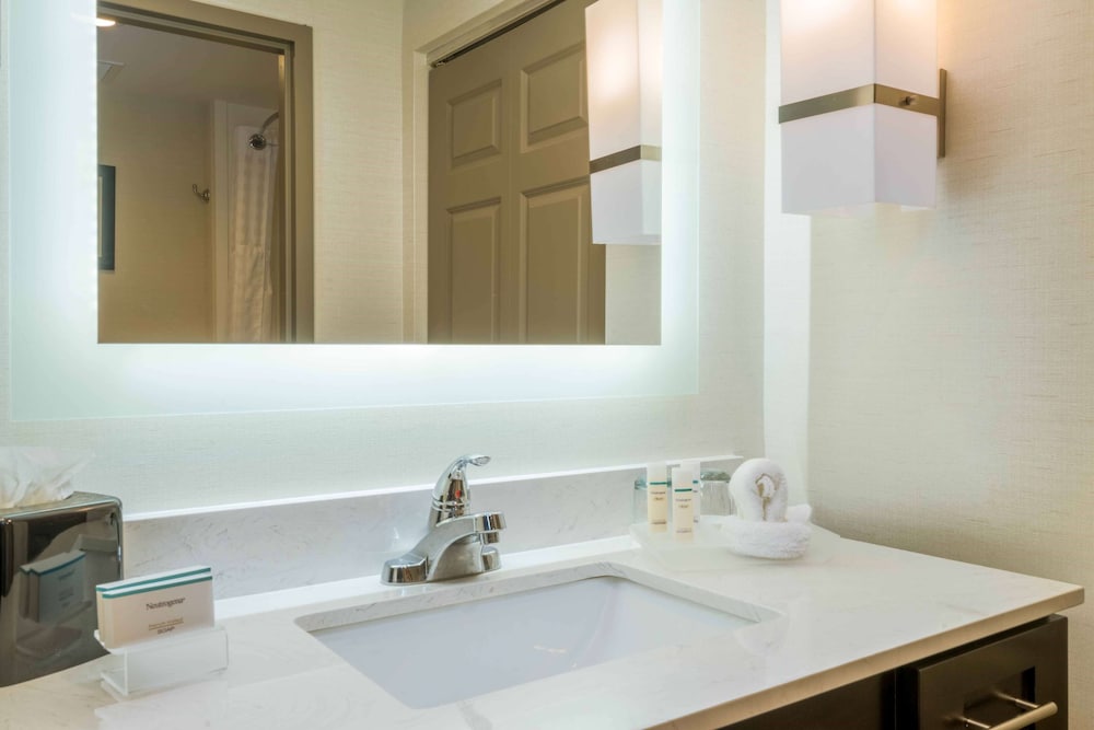 Homewood Suites By Hilton Philadelphia Plymouth Meeting - photo 22