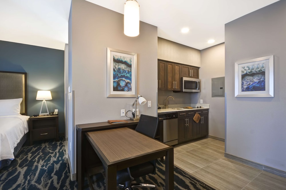 Homewood Suites by Hilton Conroe - photo 9