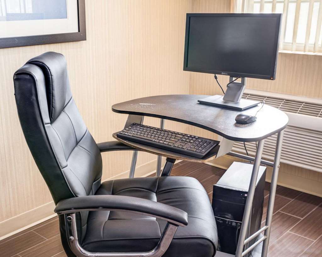 Comfort Inn Kearney Liberty - photo 22