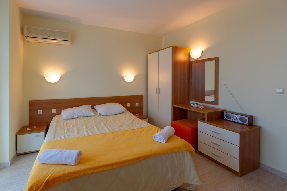 Large Studio in Polo Resort — Nesebar — photo 4