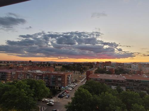 Alojamiento Entero En Madrid Con Acceso Privado