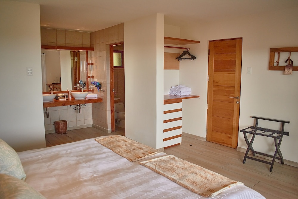 Hotel Hare Uta in Hanga Roa, Chile