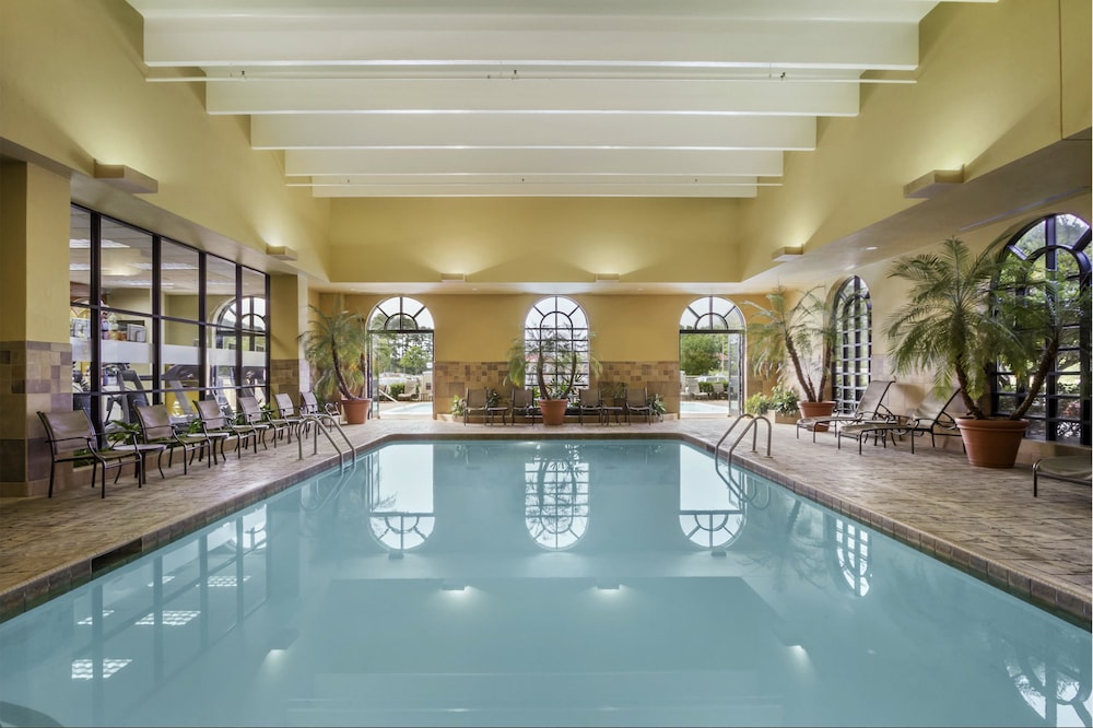 Embassy Suites Greenville Golf Resort & Conference Center - photo 23