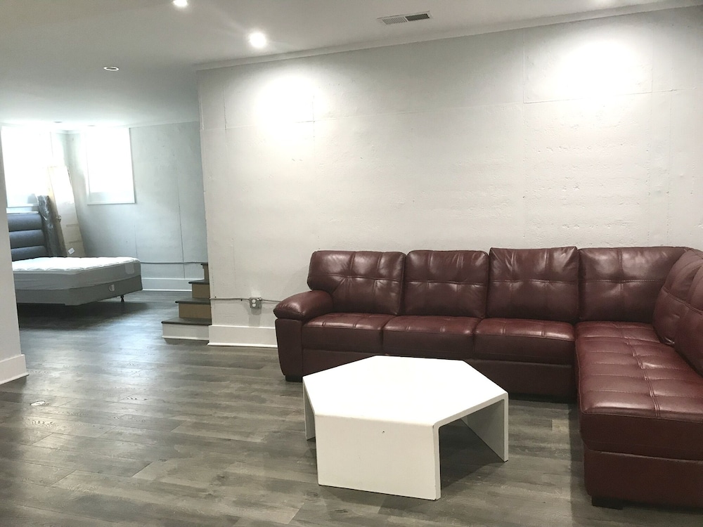 Luxury Unit on 12th South - photo 13