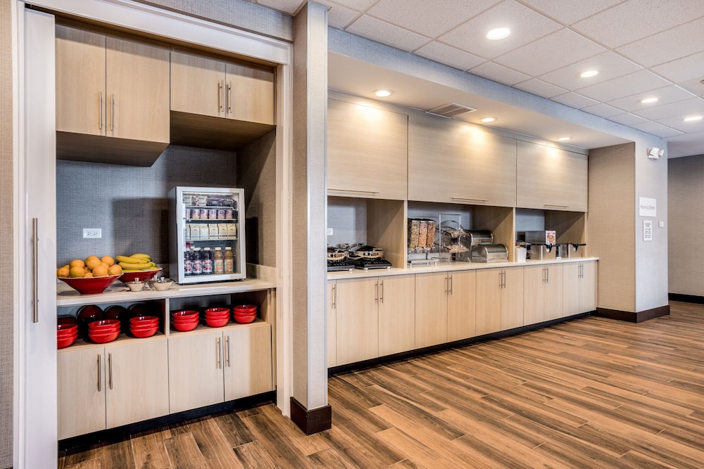 TownePlace Suites by Marriott Chicago Waukegan Gurnee - photo 23