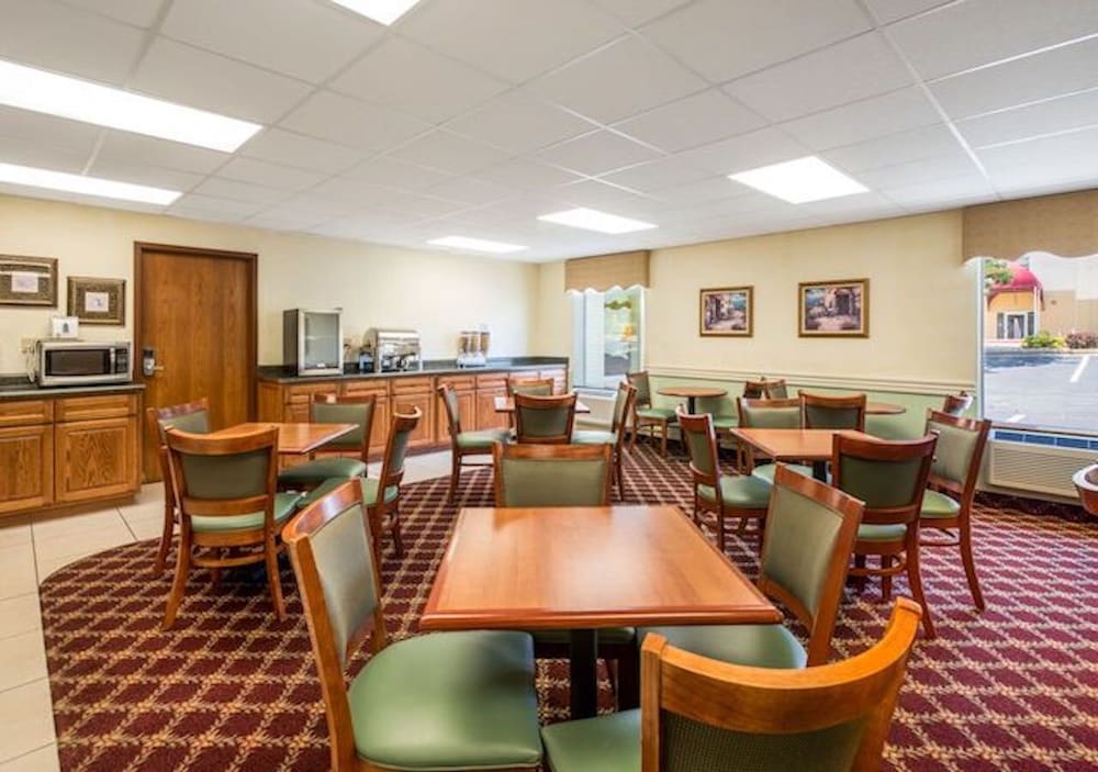 Savannah House Hotel - photo 50