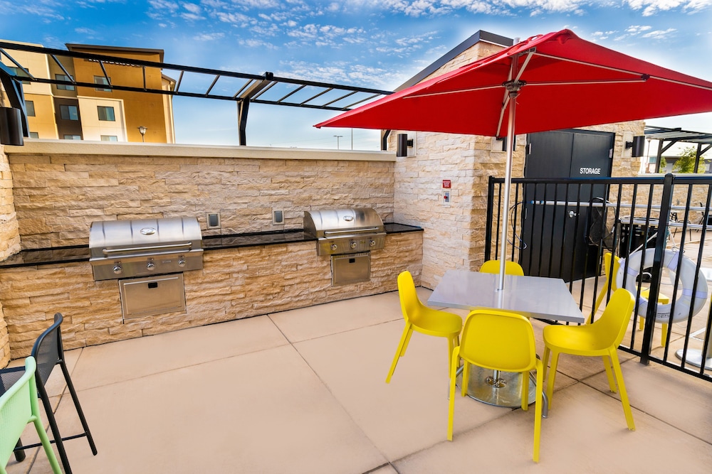 Home2 Suites by Hilton Bakersfield - photo 64