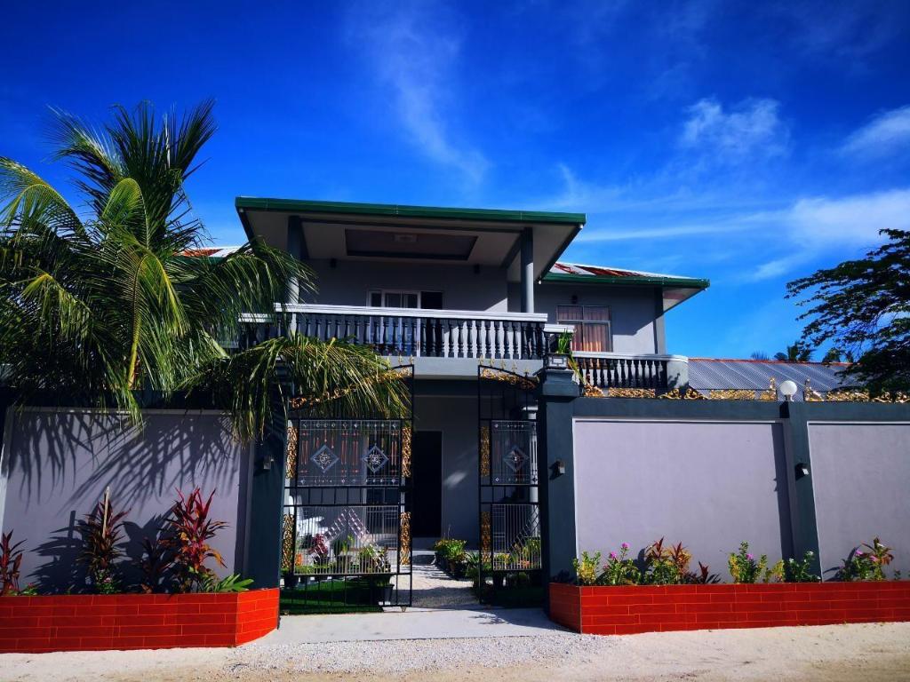 Ekefaru Inn — Viligili — photo 4
