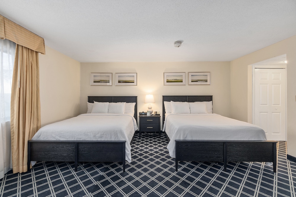 Residences at Daniel Webster - photo 13