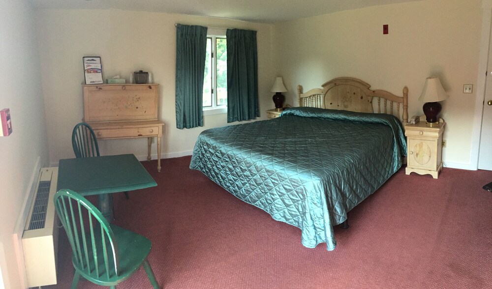 The Mountaineer Inn at Stowe - photo 22